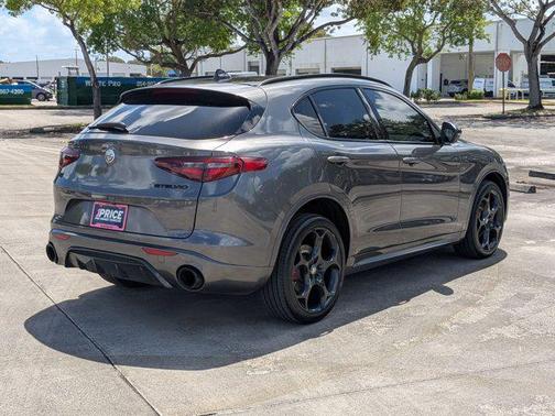2022 Alfa Romeo Stelvio Ti