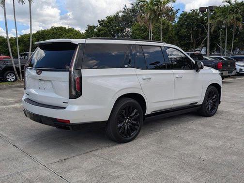 2022 Cadillac Escalade Sport