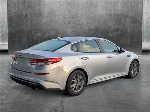 2019 Kia Optima LX