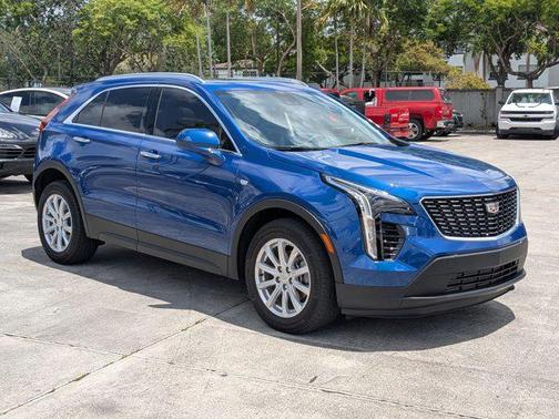 2023 Cadillac XT4 Luxury
