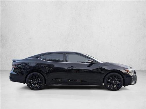 2022 Nissan Maxima SR Xtronic CVT