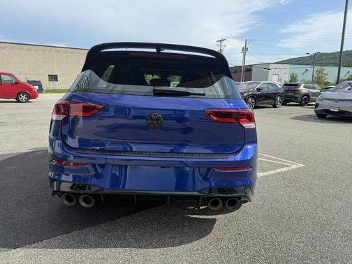 2025 Volkswagen Golf R 2.0T Black Edition