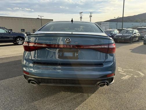 2026 Volkswagen Jetta GLI 2.0T Autobahn