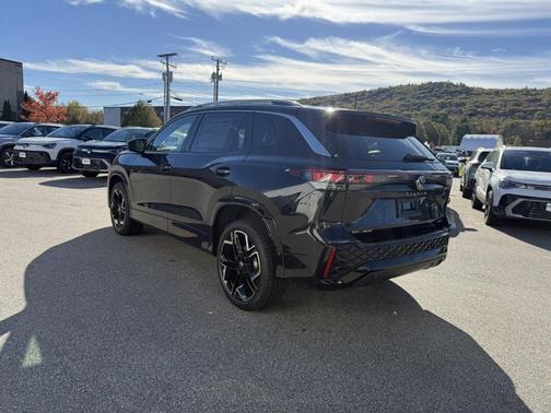 2026 Volkswagen Tiguan 2.0T SEL
