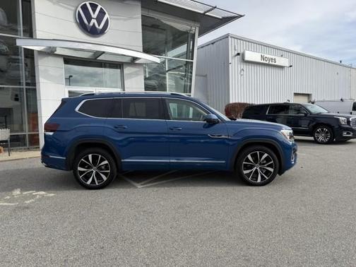 2025 Volkswagen Atlas 2.0T SEL Premium R-Line