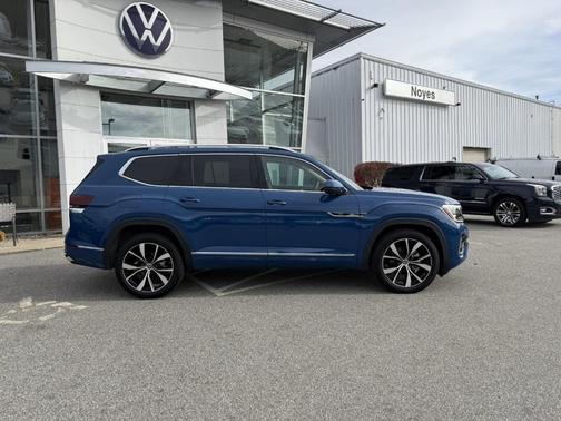 2025 Volkswagen Atlas 2.0T SEL Premium R-Line