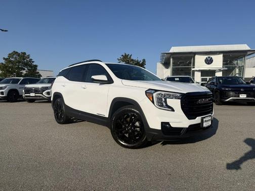 2022 GMC Terrain SLT