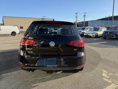 2017 Volkswagen Golf TSI Wolfsburg Edition 4-Door