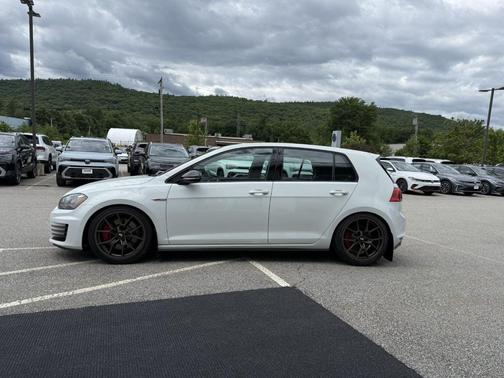 Pure White 2017 Volkswagen Golf GTI Sport 4-Door