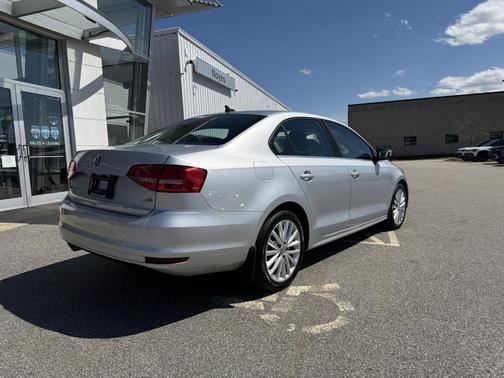 2015 Volkswagen Jetta 1.8T SE