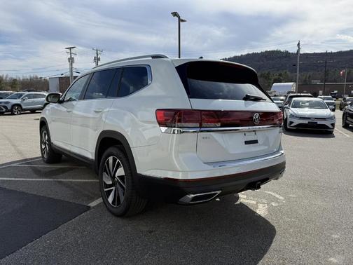2025 Volkswagen Atlas 2.0T SEL