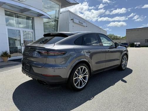 2020 Porsche Cayenne S Coupe AWD