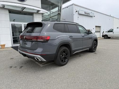 2026 Volkswagen Atlas 2.0T Peak Edition