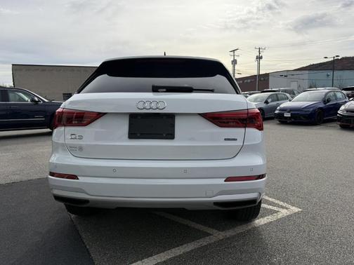 2020 Audi Q3 45 Premium