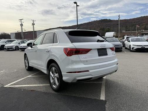 2020 Audi Q3 45 Premium