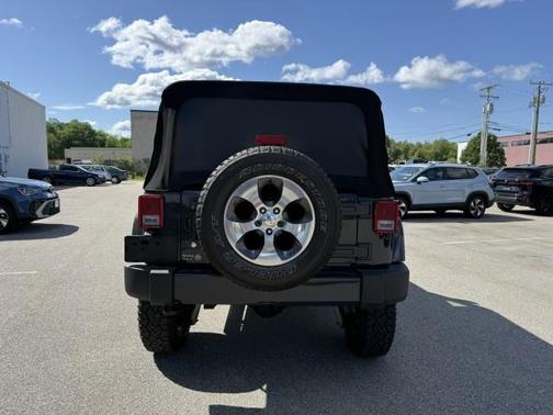 Rhino Clearcoat 2017 Jeep Wrangler Unlimited Sahara