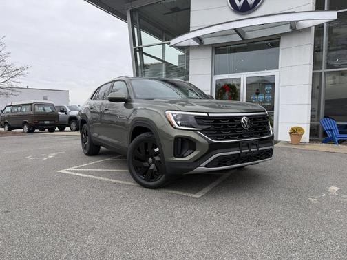 2026 Volkswagen Atlas Cross Sport 2.0T SE