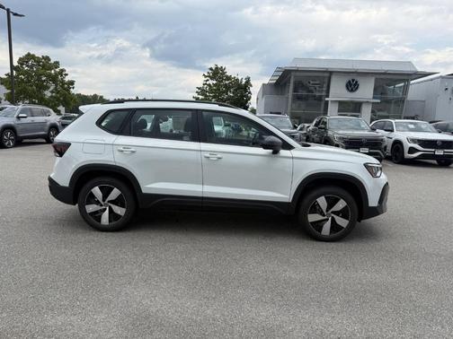 Pure White 2025 Volkswagen Taos 1.5T S