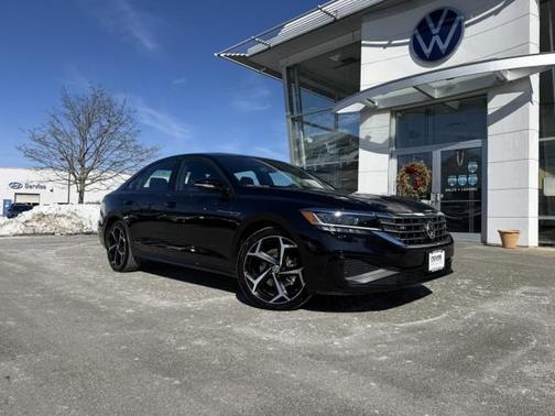 2021 Volkswagen Passat 2.0T R-Line