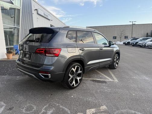 2022 Volkswagen Taos 1.5T SEL