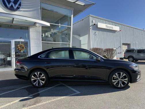 2022 Volkswagen Passat 2.0T SE
