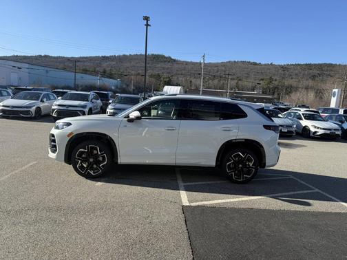 2026 Volkswagen Tiguan 2.0T SEL