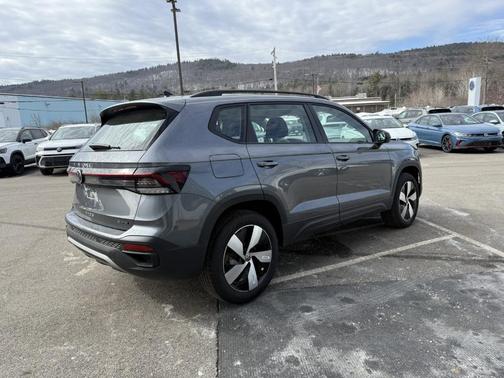 2025 Volkswagen Taos 1.5T S