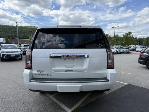 2018 GMC Yukon XL Denali