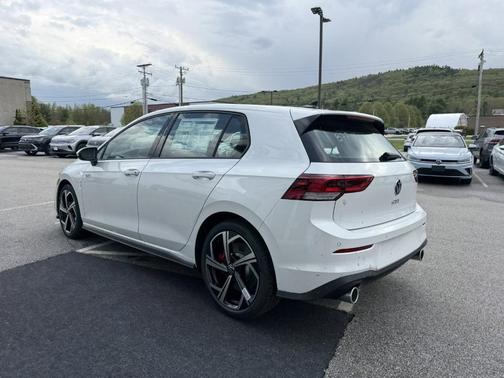 2025 Volkswagen Golf GTI 2.0T SE