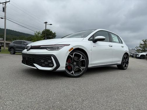 2025 Volkswagen Golf GTI 2.0T Autobahn