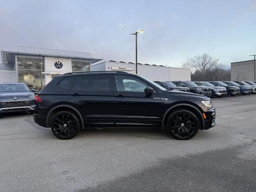 2020 Volkswagen Tiguan 2.0T SE R-Line Black