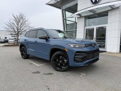 Monterey Blue Pearl 2026 Volkswagen Tiguan 2.0T SE R-Line Black