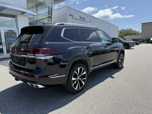 2025 Volkswagen Atlas 2.0T SEL Premium R-Line