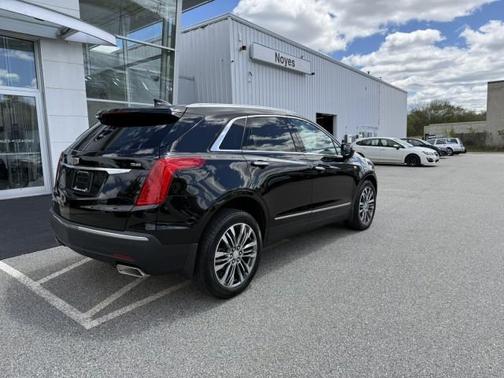 Stellar Black Metallic 2019 Cadillac XT5 Premium Luxury