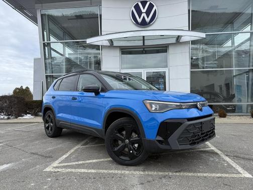 2025 Volkswagen Taos 1.5T SE Black