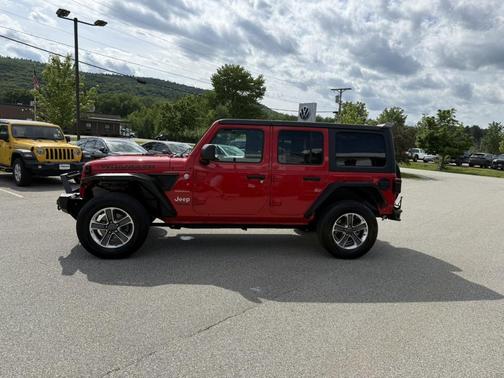 Firecracker Red Clearcoat 2020 Jeep Wrangler Unlimited Sahara