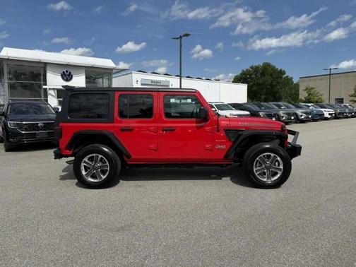 Firecracker Red Clearcoat 2020 Jeep Wrangler Unlimited Sahara