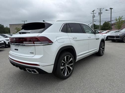 2025 Volkswagen Atlas Cross Sport 2.0T SEL Premium R-Line