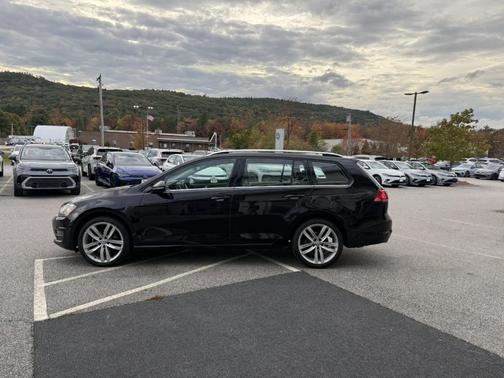 2016 Volkswagen Golf SportWagen TSI SEL 4-Door
