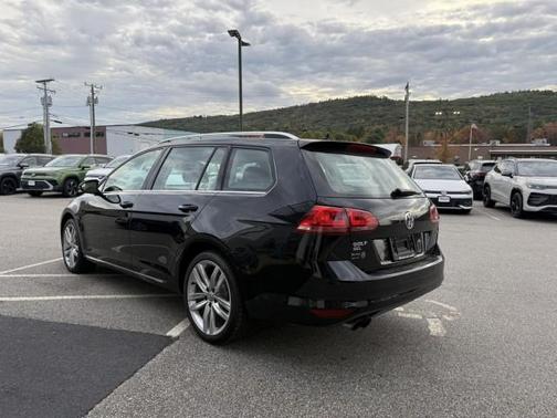 2016 Volkswagen Golf SportWagen TSI SEL 4-Door