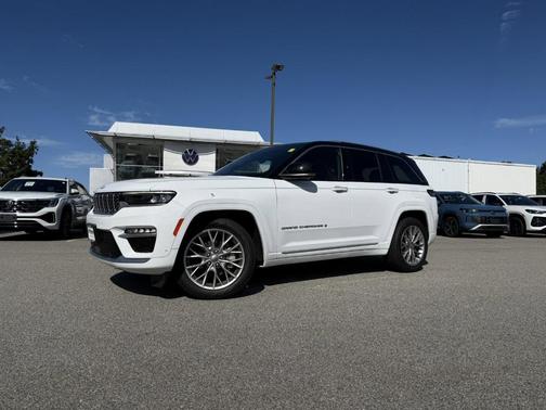 2022 Jeep Grand Cherokee Summit