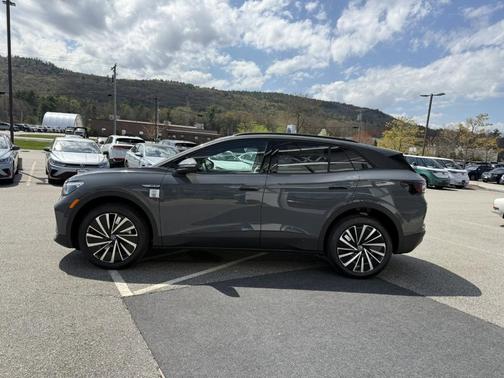 2025 Volkswagen ID.4 Pro
