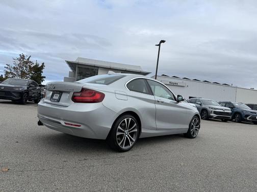 2016 BMW 228 i xDrive