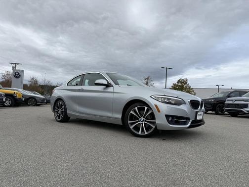 2016 BMW 228 i xDrive