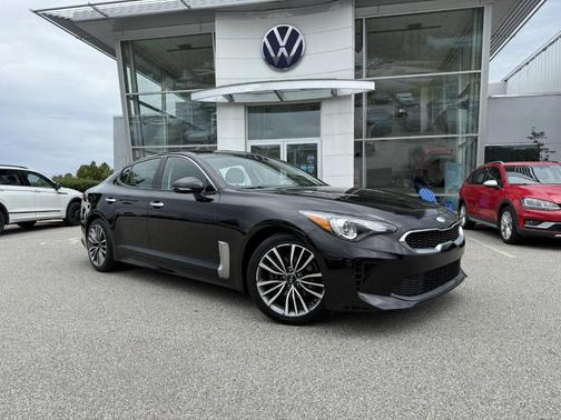 2019 Kia Stinger Base