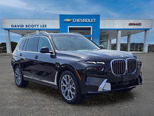 Blue 2025 BMW X7 xDrive40i