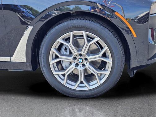 Blue 2025 BMW X7 xDrive40i