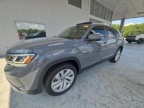 2022 Volkswagen Atlas Cross Sport 3.6L V6 SE w/Technology
