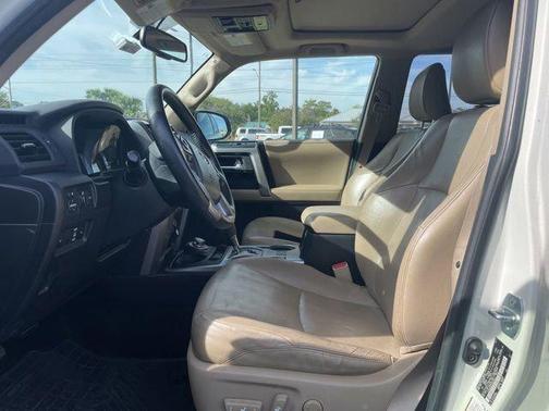 Blizzard Pearl 2016 Toyota 4Runner Limited