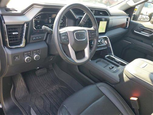 2024 GMC Sierra 2500 Denali